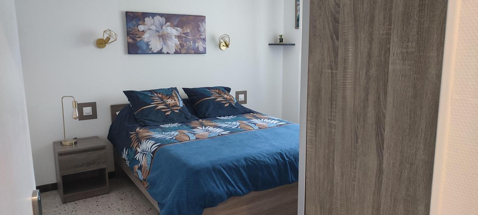 Maison T2 Avec Petit Jardin Dans Impasse Calme Байарг Екстериор снимка