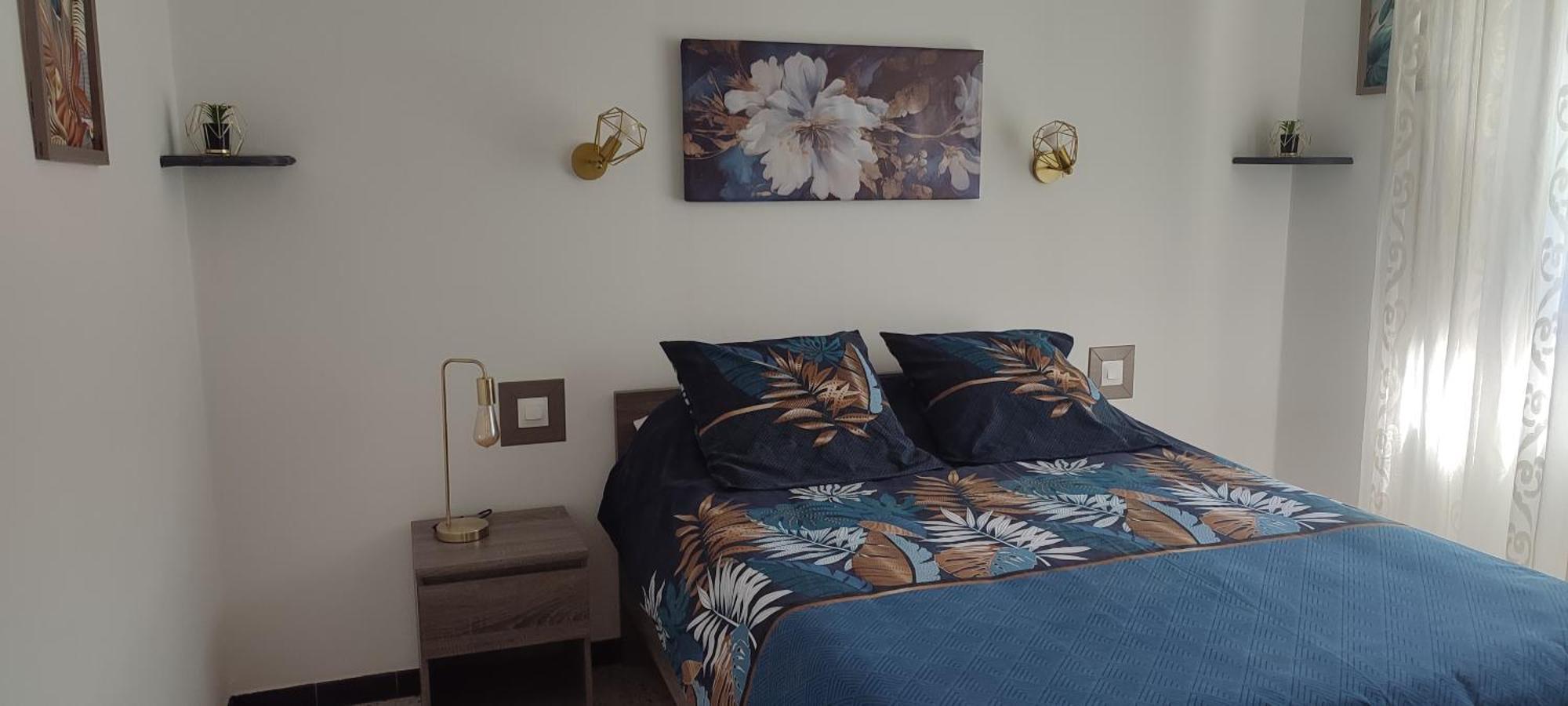 Maison T2 Avec Petit Jardin Dans Impasse Calme Байарг Екстериор снимка