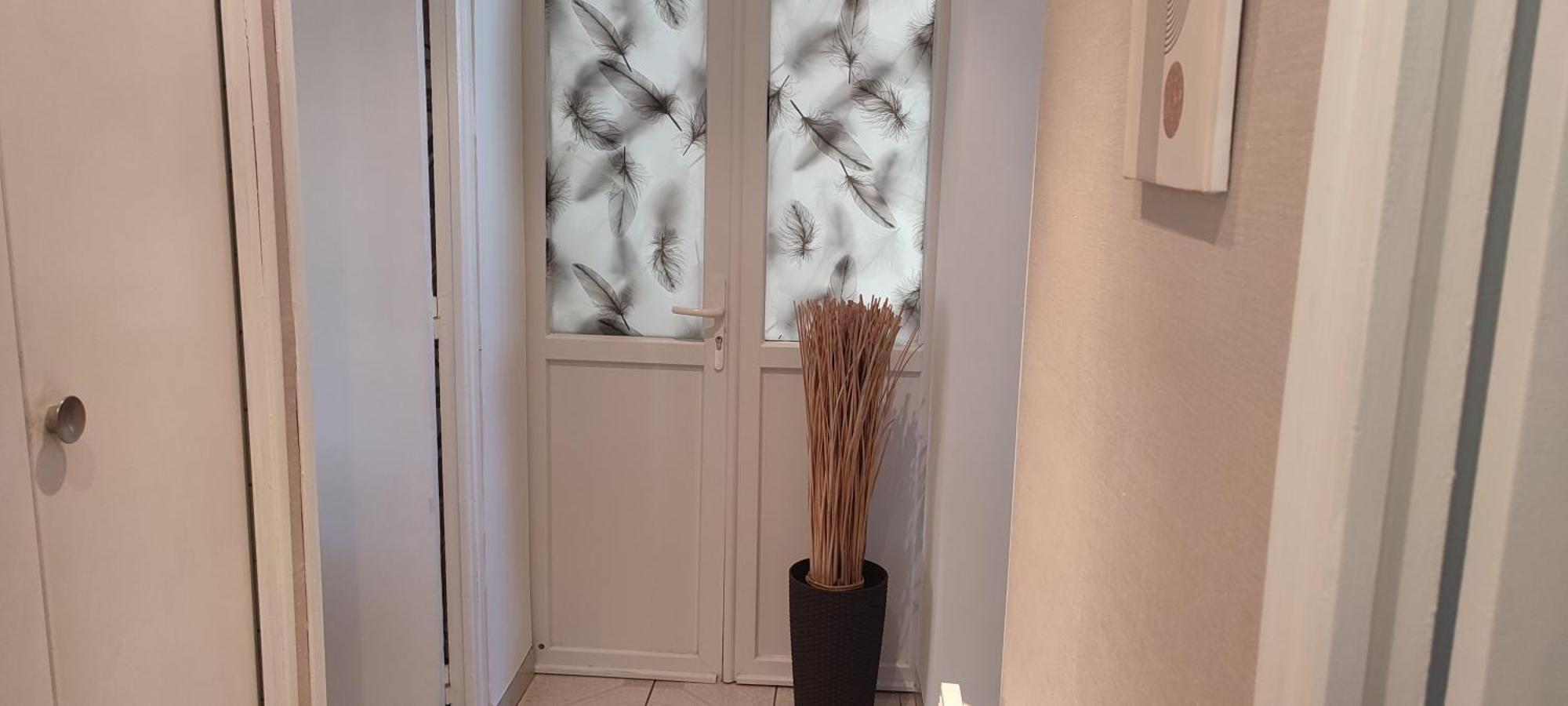 Maison T2 Avec Petit Jardin Dans Impasse Calme Байарг Екстериор снимка