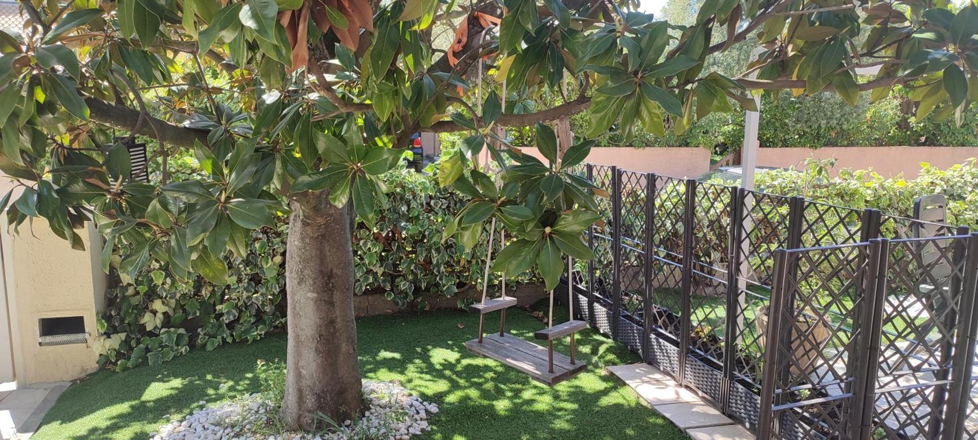 Maison T2 Avec Petit Jardin Dans Impasse Calme Байарг Екстериор снимка